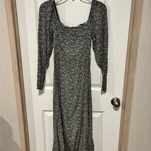 Miami Black and White Floral Long Sleeve Dress